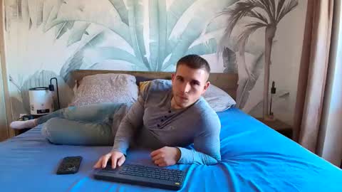 Hunter Bridges online show from 7, 11, 2025