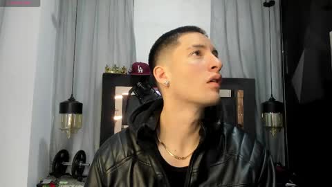 hunterheat_ online show from 16, 4, 2026