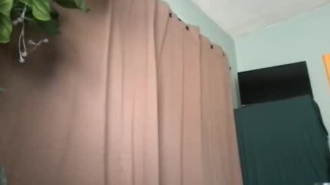 Goddess Hunyy online show from 3, 12, 2025