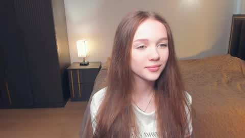 Snapshot of hwadwellingham chatting on 8, 4, 2026 Lily online show from 8, 4, 2026