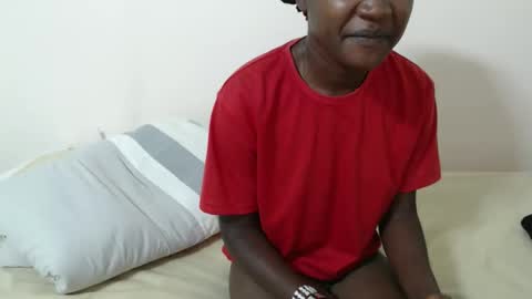 hyacinth_b online show from 12, 4, 2026
