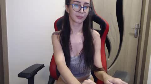 Emma Ava online show from 21, 2, 2025