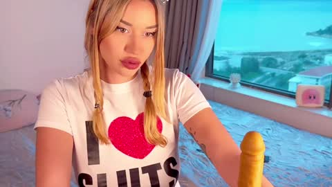 Your submissive lady 3 online show from 15, 1, 2025