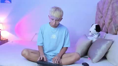 Son Hyunjin online show from 14, 1, 2026