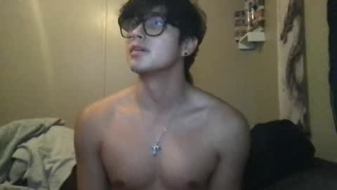 hyunluv online show from 20, 10, 2025