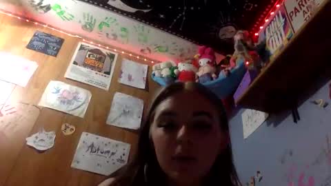 Snapshot of hzisnsk chatting on 15, 5, 2026 hzisnsk online show from 15, 5, 2026