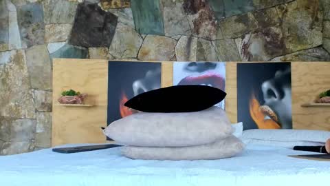 Snapshot of i_am_dolls chatting on 12, 3, 2025 The Dolls online show from 12, 3, 2025