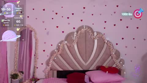 Snapshot of i_am_yours1 chatting on 26, 5, 2026 Mafe online show from 26, 5, 2026