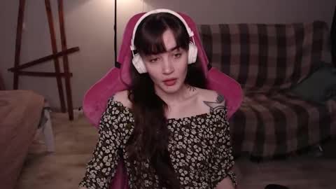 elisabeth online show from 25, 11, 2025