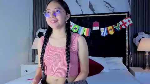 Snapshot of i_m_emma chatting on 15, 7, 2026 Emma online show from 15, 7, 2026