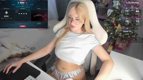 Snapshot of i_want_you_eva chatting on 4, 12, 2024 HiI am EvaPVT is open online show from 4, 12, 2024