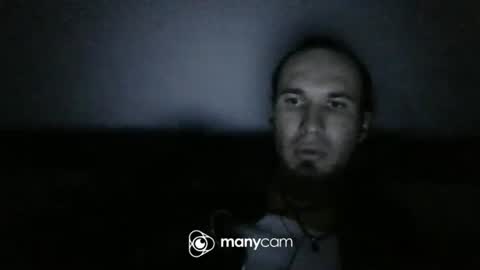 Snapshot of iam_leooo chatting on 22, 1, 2025 juan and roxana online show from 22, 1, 2025