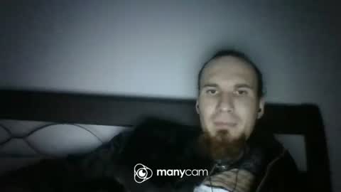 Snapshot of iam_leooo chatting on 6, 1, 2026 juan and roxana online show from 6, 1, 2026