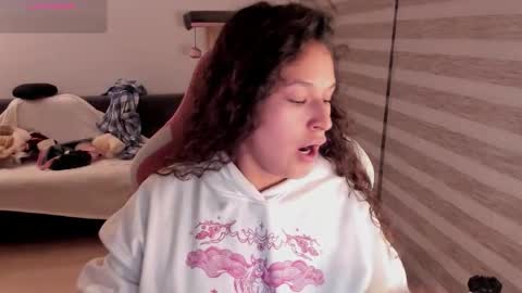 On instagram Imm  NikkiHelp me reach 100 likes online show from 15, 10, 2025