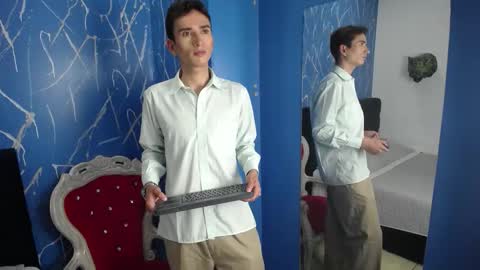 Snapshot of iam_smith_ chatting on 4, 2, 2026 Iam Smith online show from 4, 2, 2026