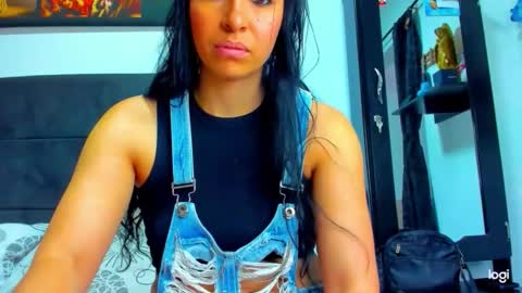 Snapshot of iam_your_fantasy chatting on 4, 11, 2025 iam_your_fantasy online show from 4, 11, 2025