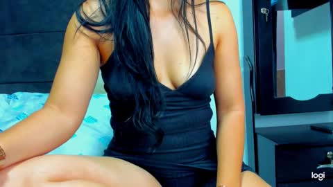 Snapshot of iam_your_fantasy chatting on 13, 11, 2025 iam_your_fantasy online show from 13, 11, 2025