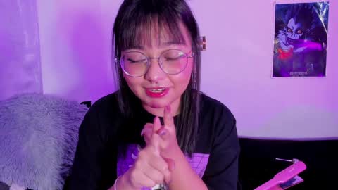 Snapshot of iam_zoechan chatting on 10, 12, 2024 Zoe 3 online show from 10, 12, 2024