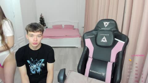 Cassie  STREAMS HERE EVERYDAY online show from 8, 1, 2025