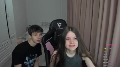 Cassie  STREAMS HERE EVERYDAY online show from 22, 2, 2025