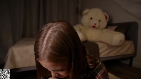 Claire online show from 30, 11, 2025