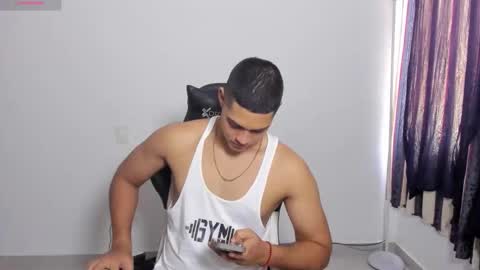 Dylan  independent model  online show from 27, 2, 2026