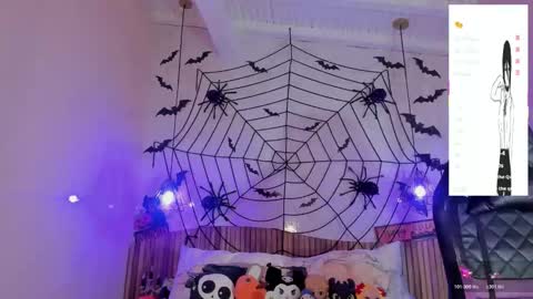 Nayuta online show from 24, 10, 2025