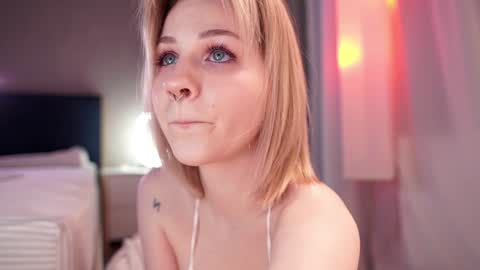 Nina  online show from 5, 1, 2025