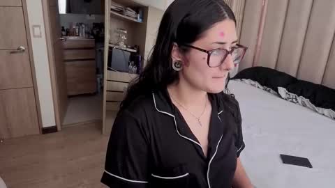 Nyxy online show from 8, 2, 2026