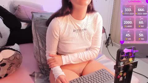 Snapshot of iamstephanie13 chatting on 18, 6, 2026 Steph - Online Again - 1 DECEMBER online show from 18, 6, 2026