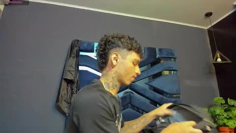 IAN CASTILLO online show from 14, 1, 2026