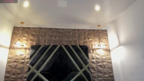 IAN CASTILLO online show from 9, 2, 2026