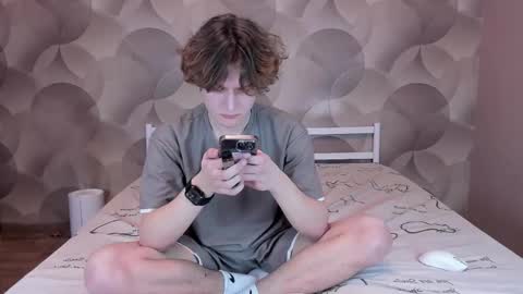 Ian Flor online show from 13, 3, 2026