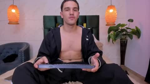 Ian online show from 28, 1, 2025