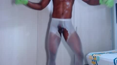 Snapshot of ianrashatxxx chatting on 17, 5, 2026 Ian Rashad online show from 17, 5, 2026