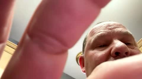 icanmakeyousquirt69 online show from 9, 4, 2026