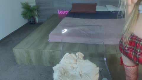 Snapshot of icebluebabe chatting on 1, 6, 2026 Ice Blue online show from 1, 6, 2026