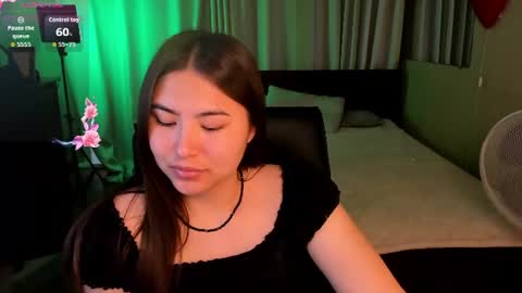 Snapshot of iceicebabe_ chatting on 19, 6, 2026 Aiza online show from 19, 6, 2026