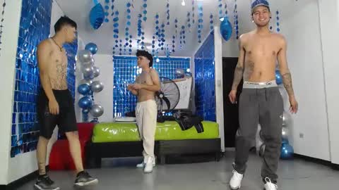 THOMAS AND DAMIAND online show from 13, 2, 2025