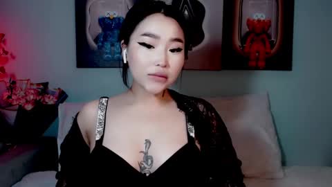 Snapshot of ichiben chatting on 8, 12, 2024 ichiben online show from 8, 12, 2024