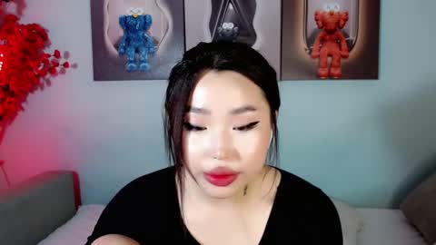 Snapshot of ichiben chatting on 1, 1, 2025 ichiben online show from 1, 1, 2025