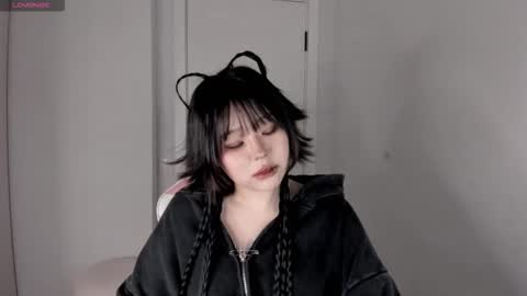 Hitomi   online show from 3, 3, 2026