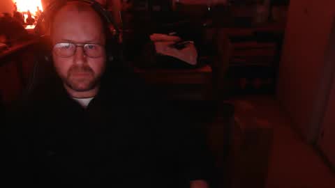 Snapshot of icum4ladies2021 chatting on 13, 10, 2025 icum4ladies2021 online show from 13, 10, 2025