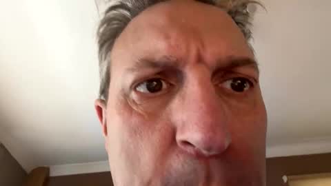 Snapshot of icums4u chatting on 11, 10, 2025 icums4u online show from 11, 10, 2025