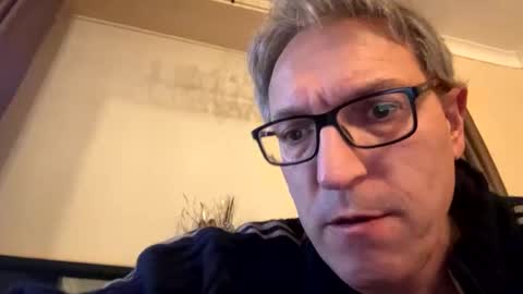 Snapshot of icums4u chatting on 27, 11, 2025 icums4u online show from 27, 11, 2025