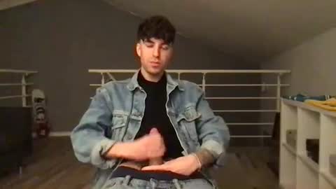 Snapshot of icyninesix chatting on 8, 1, 2025 icyninesix online show from 8, 1, 2025