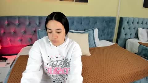 Icy online show from 26, 1, 2025