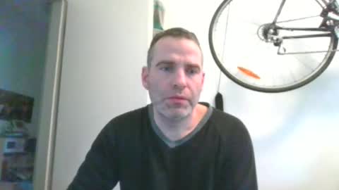 idontknowwhy1 online show from 12, 2, 2025