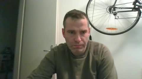 idontknowwhy1 online show from 16, 2, 2025