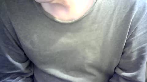 Snapshot of ignoredlittlestloser chatting on 22, 12, 2024 ignoredlittlestloser online show from 22, 12, 2024